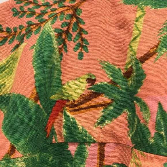 Tropical Top - Picture 9 of 9